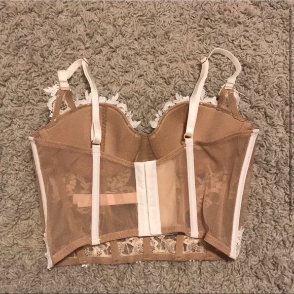 COPY - Bustier - Picture 2 of 3